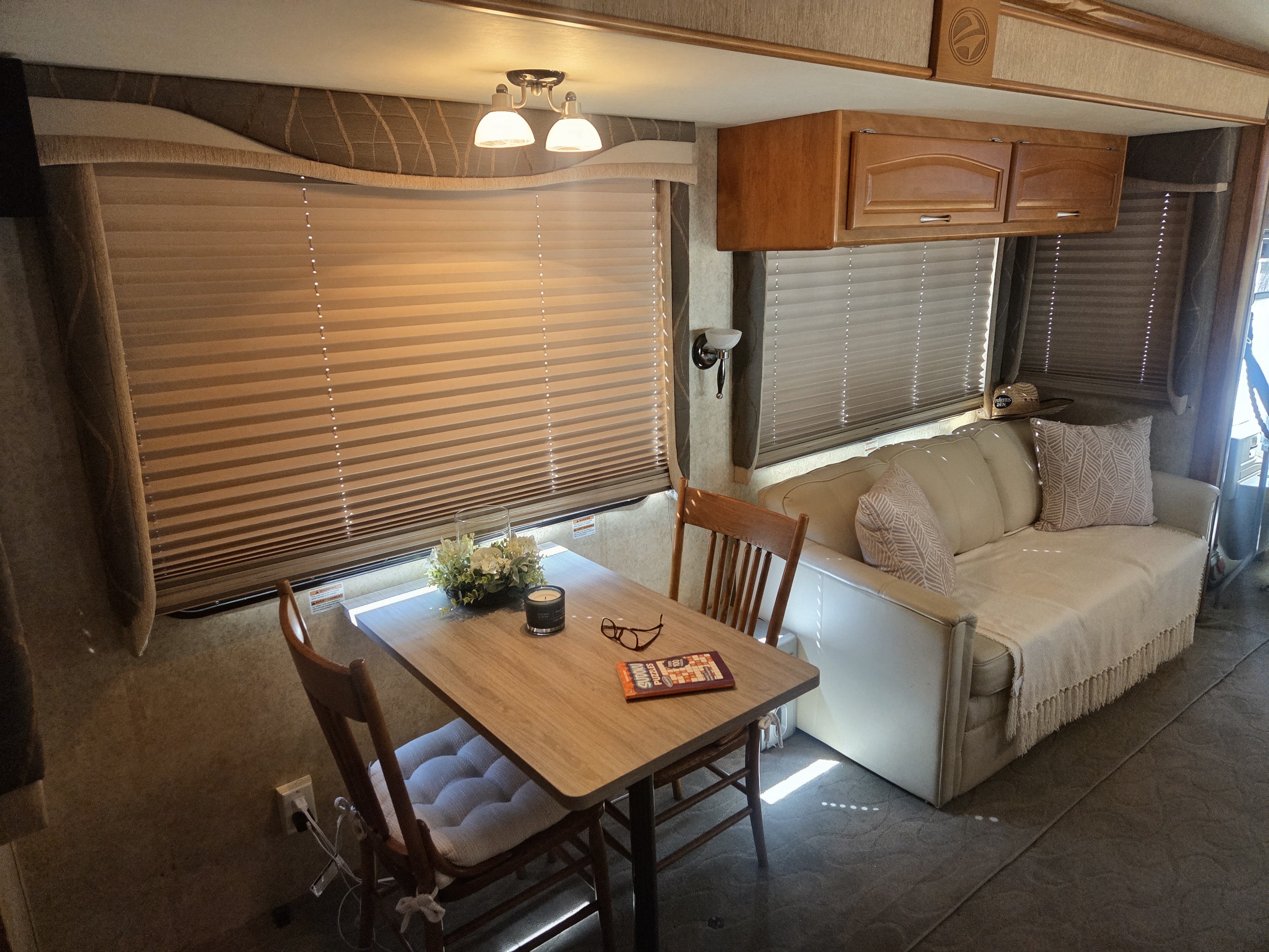 2006 Fleetwood Pace Arrow 38L
