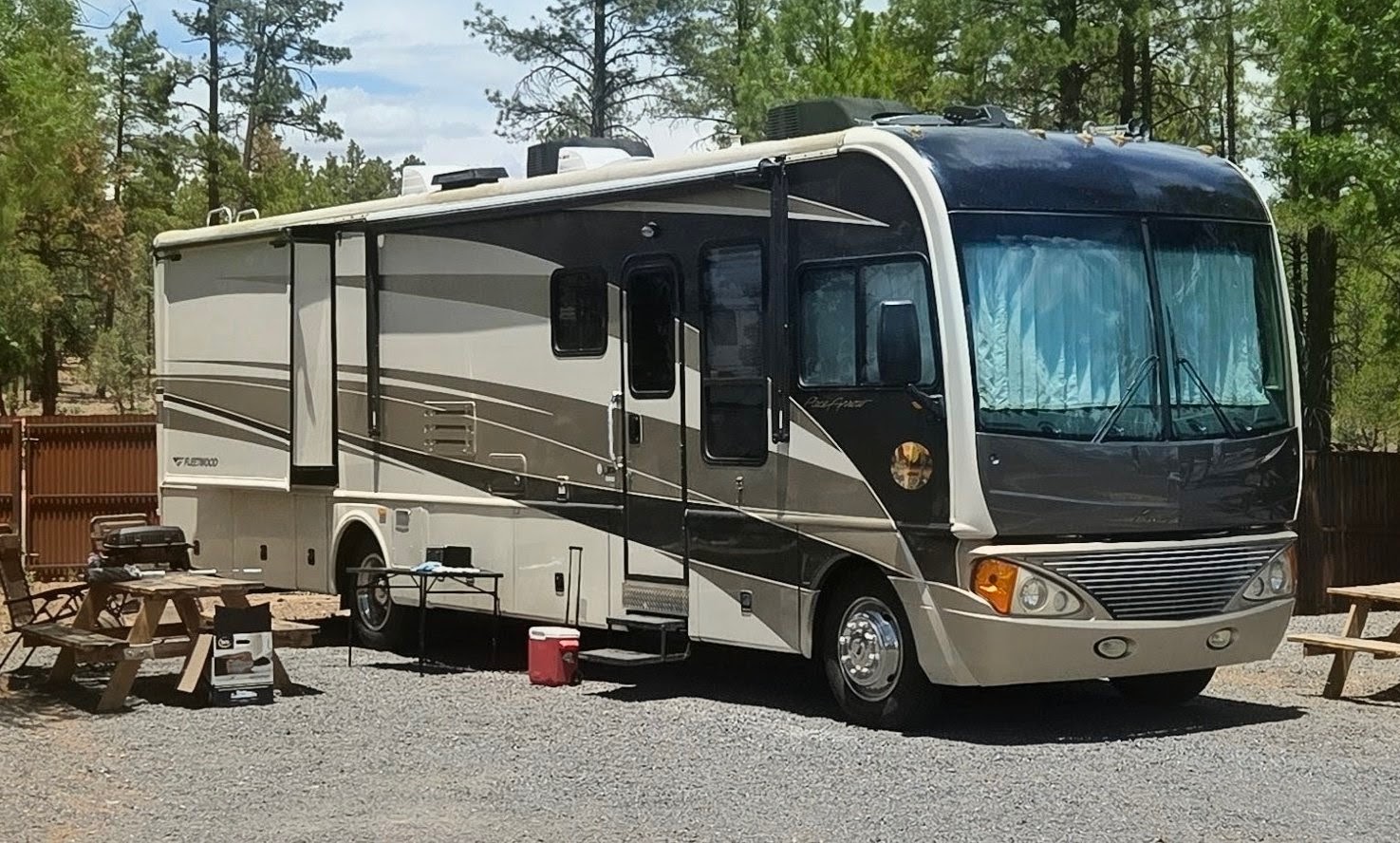 2006 Fleetwood Pace Arrow 38L