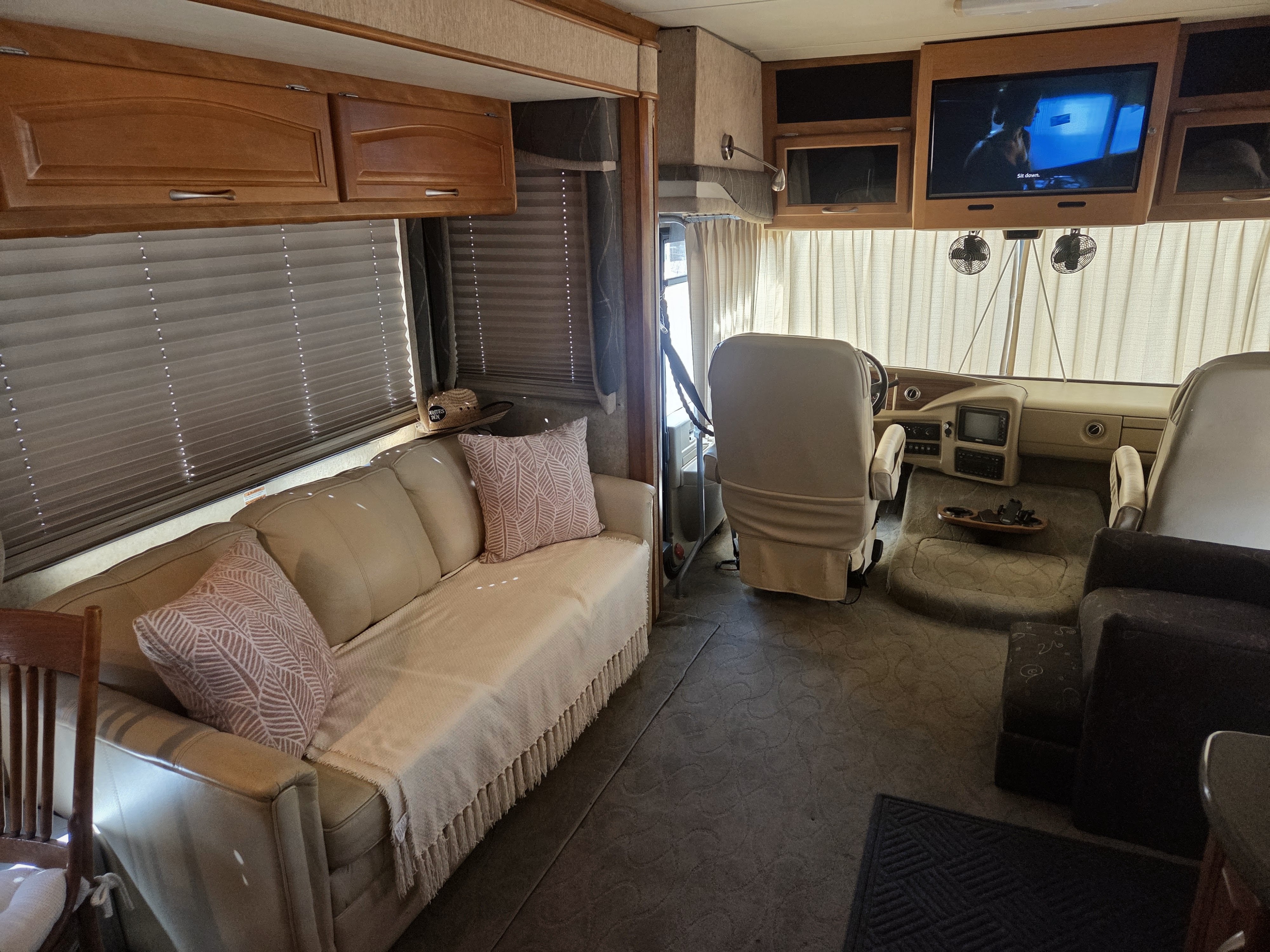2006 Fleetwood Pace Arrow 38L